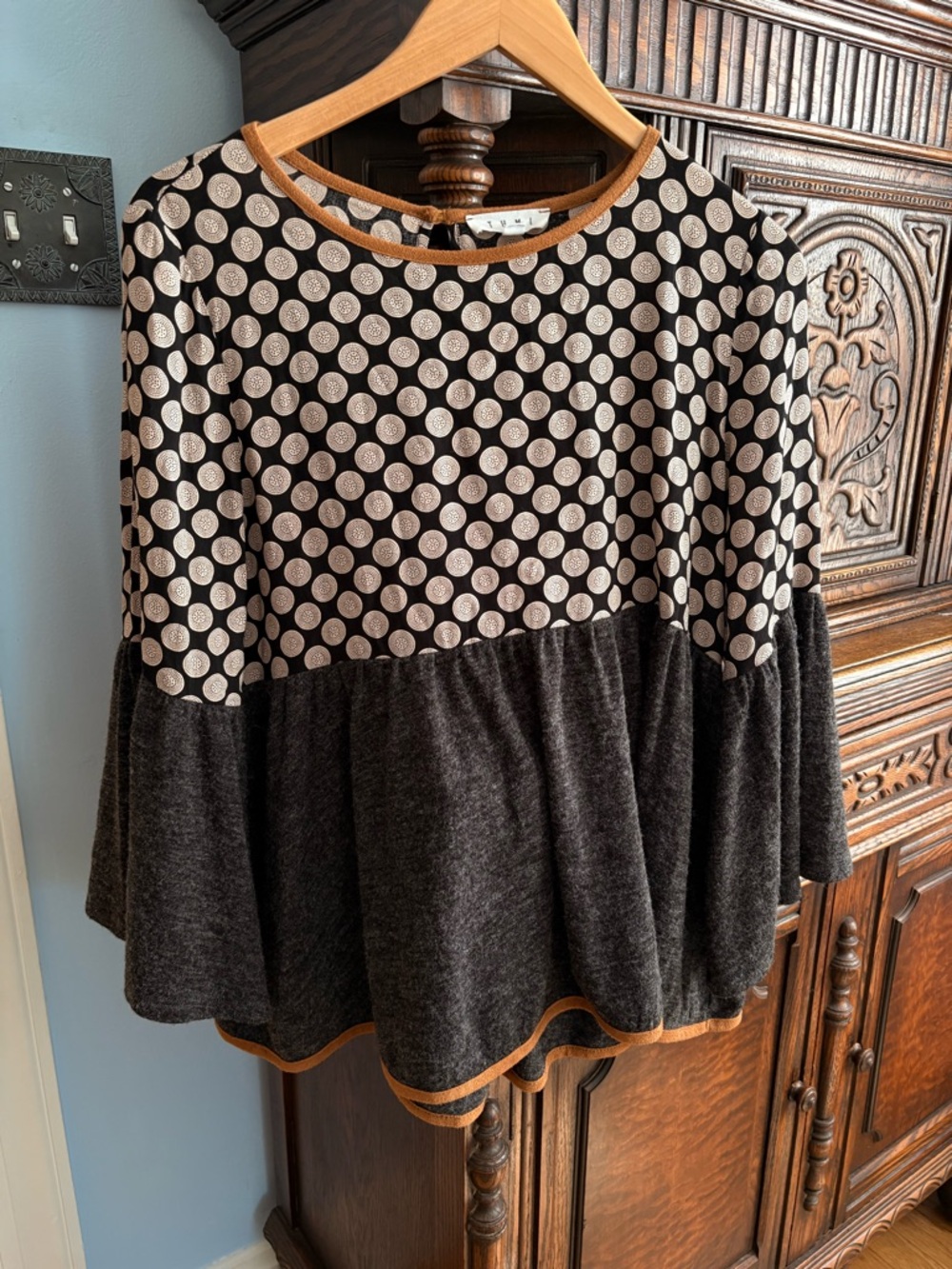 THML Polka Dot Baby Doll Women's Blouse Top in Black, Brown and Cream—L